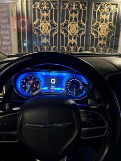 کرایسلەر 300